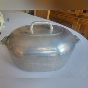 Wagnet Ware Magnalite Aluminum Roasting Pan with Lid